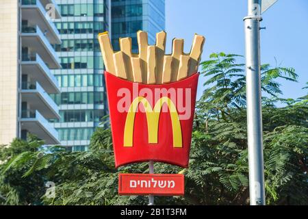 McDonalds Werbung, Tel Aviv, Israel Stock Photo