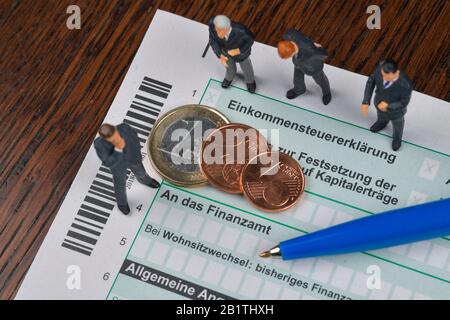 Einkommensteuererklärung an das Finanzamt, Formular, Steuererklärung Stock Photo