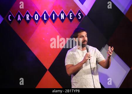 New York, NEW YORK, ESTADOS UNIDOS. 26th Feb, 2020. Brazilian comedian Fabio Rabin during stand-up comedy show at Carolines on Broadway in New York City Credit: Vanessa Carvalho/ZUMA Wire/Alamy Live News Stock Photo