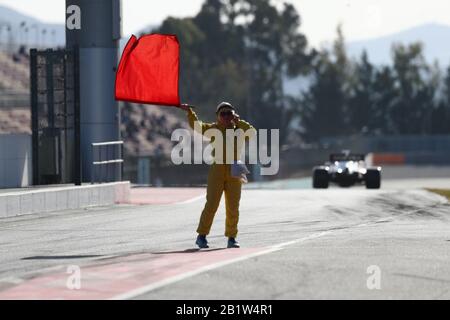 Barcelona, Spain. 27th Feb, 2020. Red flag Formula 1 World championship 2020, Winter testing days #2 2020 Barcelona, 26-28 February 2020. Credit: Independent Photo Agency/Alamy Live News Stock Photo