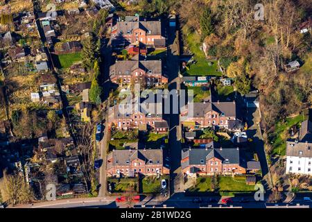 Aerial photograph, housing estate Am Ruhrort, terraced houses, workers' housing estate, colliery houses with front gardens, Dahlhausen, Bochum, Ruhr a Stock Photo