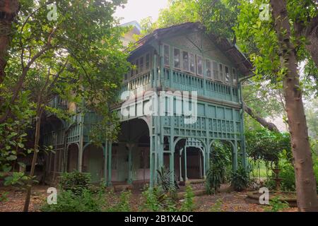 The wooden house, in which writer Rudyard Kipling was born in 1865, standing in the grounds of  Sir J. J. School of Art in Mumbai (Bombay), India Stock Photo