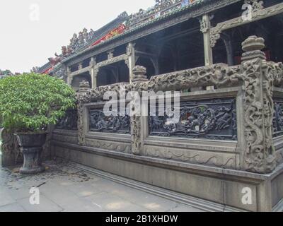 Guangdong, Guangdong, China. 28th Feb, 2020. Guangdong, CHINA-Chen Clan Temple is also called Chen Clan Academy, which is one of the biggest clan temples in Guangdong Province, as well as the representative of Lingnan folk architectural decoration and arts. It is known as the treasury of Lingnan architectural arts. The Chen clan academy was built in 1894 as a joint venture of the Chen clan in 72 counties of Guangdong province. Credit: SIPA Asia/ZUMA Wire/Alamy Live News Stock Photo