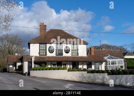 The Elm Tree public house and restaurant, Beech Hill Road, Beech Hill, Reading, Berkshire, England, UK Stock Photo