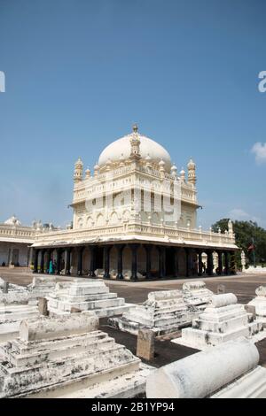 Srirangapatna, Karnataka, India, November 2019, The Gumbaz, Muslim Mausoleum Of  Sultan Tipu And His Relatives Stock Photo