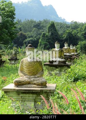 Buddha statues, Lumbini Gardens, Hpa-an in Myanmar Stock Photo