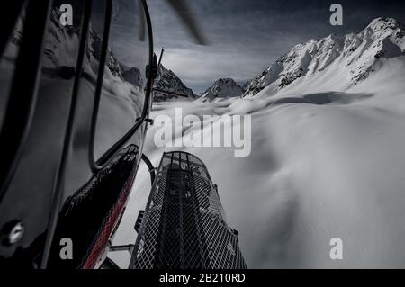 Helicopter Snowboarding, Himalayas, Gulmarg, Kashmir, India Stock Photo
