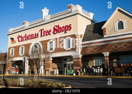 christmas tree shop store