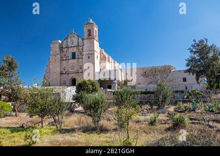 Yanhuitlan, Oaxaca, Mexico - The Templo y Ex-convento de Santo Domingo, the church and mission built in the 16th century by the Dominicans. Stock Photo