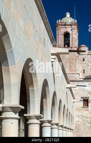 Yanhuitlan, Oaxaca, Mexico - The Templo y Ex-convento de Santo Domingo, the church and mission built in the 16th century by the Dominicans. Stock Photo