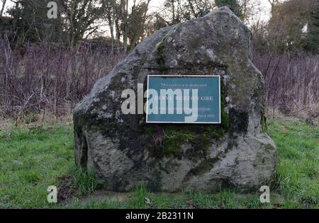 Memorial stone to Beryl Burton OBE. 7 times World Champion cyclist positioned at the side of the Beryl Burton Cycleway Stock Photo