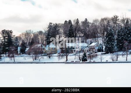 Lakeside neighborhood in upstate New York in the wintertime Stock Photo