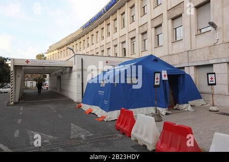 Rome, Italy. 29th Feb, 2020. Preventive tents have been set up in some hospitals in the capital due to coronavirus emergency in Rome. (Photo by Sisto Claudio/Pacific Press) Credit: Pacific Press Agency/Alamy Live News Stock Photo