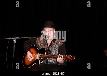 André Herzberg (DDR Rockband Pankow) bei der Leseung »Was aus uns geworden ist« im Apollo Theater Görlitz am 28.02.2020 Stock Photo