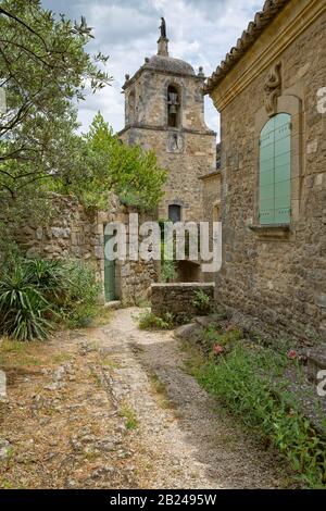 Church door in small French town of Monein 2007 Stock Photo - Alamy