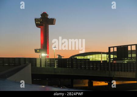 Air Traffic Control Tower at John F. Kennedy International Airport, NYC, USA Stock Photo