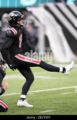 East Rutherford, New Jersey, USA. 29th Feb, 2020. New York Guardians kicker Matthew McCrane (16) in action during the XFL game against the Los Angeles Wildcats at MetLife Stadium in East Rutherford, New Jersey. Guardians won 17-14. Christopher Szagola/CSM/Alamy Live News Stock Photo