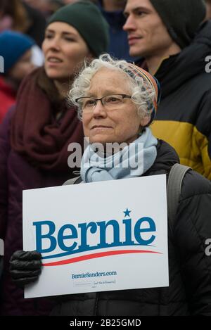 Boston, USA. 29th Feb, 2020.  More than 10,000 supporters gathered on the Boston Common to listen to U.S. Democratic presidential candidate Bernie Sanders speak on Saturday. Credit: Chuck Nacke/Alamy Live News Stock Photo