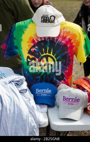 Boston, USA. 29th Feb, 2020.  U.S. presidential candidate Bernie Sanders.  Over 10,000 Sanders Supporters gather for his speech.  Credit: Chuck Nacke/Alamy Live News Stock Photo