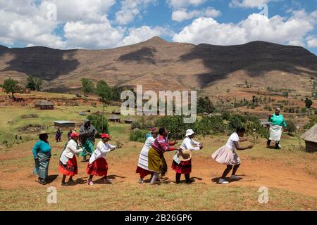 Women dancing in a Basotho initiation ceremony in a village near Pitseng (Leribe), Lesotho Stock Photo