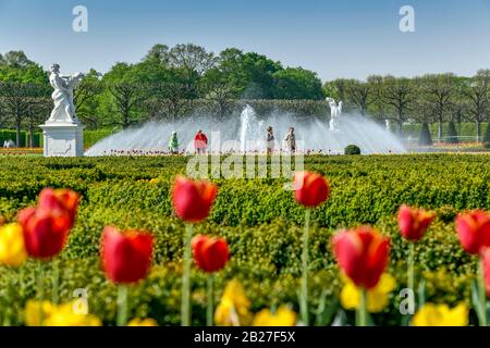Glockenfontäne, Großes Parterre, Großer Garten, Herrenhäuser Gärten, Hannover, Niedersachsen, Deutschland