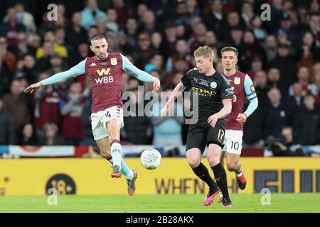 London, UK. 1st March 2020.  Kevin De Bruyne (17) of Manchester City battles with Conor Hourihane (14) of Aston Villa during the Carabao Cup Final between Aston Villa and Manchester City at Wembley Stadium, London on Sunday 1st March 2020. (Credit: Jon Bromley | MI News) Photograph may only be used for newspaper and/or magazine editorial purposes, license required for commercial use Credit: MI News & Sport /Alamy Live News Stock Photo