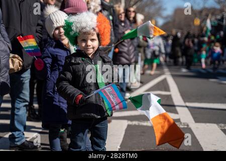 New York, New York, USA. 1st Mar, 2020. New York, New York, U.S.: children attend the 21st annual St. Pat's Parade in Sunnyside, Queens. Credit: Corine Sciboz/ZUMA Wire/Alamy Live News Stock Photo