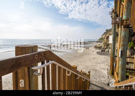 Coastal view from the stairs above Swami's Beach on a winter afternoon. Encinitas, CA, USA. Stock Photo