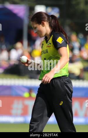 Junction Oval, Melbourne, Australia. 02nd Mar, 2020. ICC Womens T20 World Cup Game 18- New Zealand Women Playing Australia Women-Australian Player Megan Schutt Bowling during the Game-Image Credit: brett keating/Alamy Live News Stock Photo