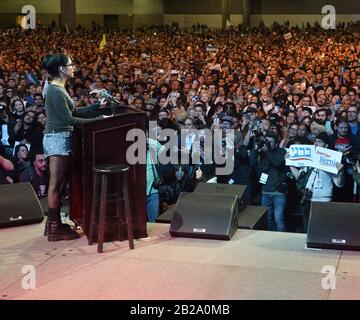 Los Angeles, United States. 02nd Mar, 2020. Actress and comedian Sarah Silverman speaks to a large, enthusiastic crowd during a Super Tuesday campaign rally on behalf of presidential hopeful Bernie Sanders' efforts to secure the Democratic nomination for president at the Los Angeles Convention Center in Los Angeles on Sunday, March 1, 2020. Photo by Jim Ruymen/UPI Credit: UPI/Alamy Live News Stock Photo