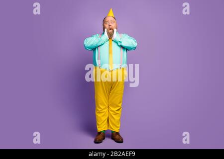 Full size photo astonished crazy fat man have anniversary party celebration get wish dream gift stare stupor scream wow omg wear turquoise trousers Stock Photo