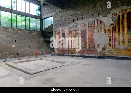 Oplontis Villa of Poppea - The ancient entrance to the villa was on the south side of the large Tuscanic atrium (without columns) Stock Photo