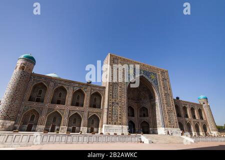 Tilya-Kori Madrasah, Registan Square, Samarkand, Uzbekistan, Central Asia, Asia Stock Photo