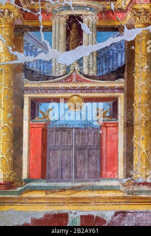 Oplontis Villa of Poppea - Triclinium, The II style decorations on the walls Stock Photo