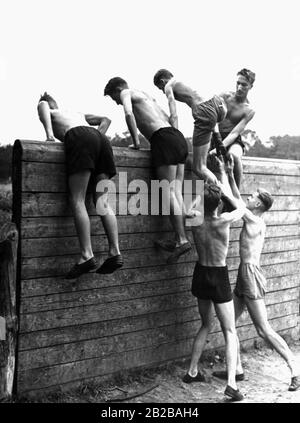 Training Of Hitler Youth Members During The Second World War, 1944 ...