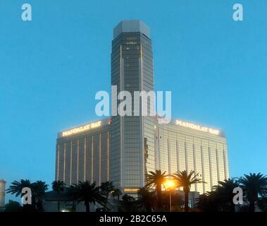 43 floor luxury Mandalay Bay hotel resort and casino, Paradise, Las Vegas, United States of America. Stock Photo