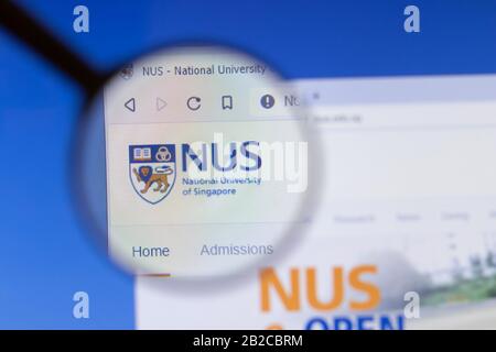 Los Angeles, California, USA - 3 March 2020: National University of Singapore NUS website homepage logo visible on display screen, Illustrative Stock Photo