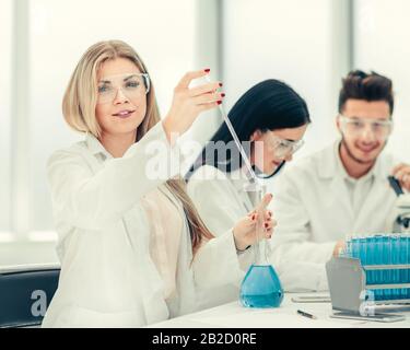doctors and scientists doing tests for the coronavirus Stock Photo