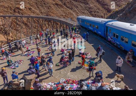 Market at the 'Viaducto La Polvorilla', 4200m ALS, final station of the 'Tren a las Nubes', Province of Salta, Andes, NW Argentine, Latin America Stock Photo
