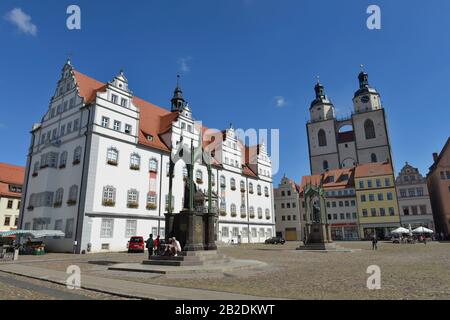 Altes Rathaus, Stadtkirche Sankt Marien, Markt, Lutherstadt Wittenberg, Sachsen-Anhalt, Deutschland Stock Photo