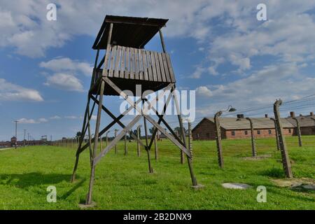 Wachturm, Baracke, Konzentrationslager, Auschwitz-Birkenau, Auschwitz, Polen Stock Photo