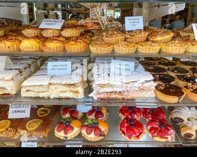 Pastries in The Acland Cake Shop window, Acland Street, St Kilda, Melbourne, Victoria, Australia Stock Photo