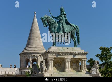 Reiterstatue, Stephan I. der Heilige, Burgberg, Budapest, Ungarn Stock Photo