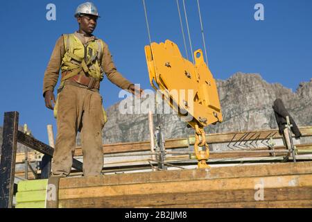 Safety harness hi-res stock photography and images - Alamy