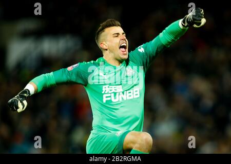 3rd March 2020; The Hawthorns, West Bromwich, West Midlands, England; English FA Cup Football, West Bromwich Albion versus Newcastle United; Goalkeeper Karl Darlow celebrates Newcastle United's opening goal after 31 minutes (0-1) Stock Photo