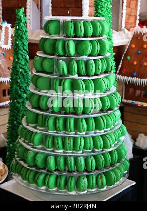 Christmas theme macaroon tower