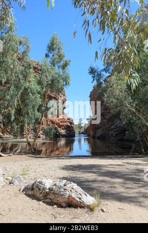 Ellery Creek Big Hole, a popular swimming hole near Alice Springs, West MacDonnell Ranges, Northern Territory, NT, Australia Stock Photo