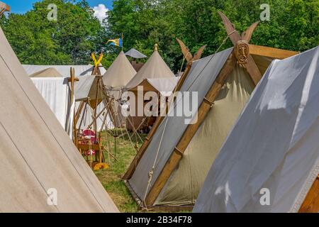 Tent camp and market stall at a medieval spectacle Stock Photo - Alamy