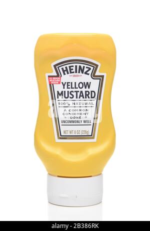 IRVINE, CALIFORNIA - OCT 27, 2018: A squeeze bottle of Heinz Yellow Mustard. Stock Photo