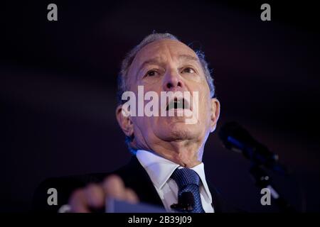 Washington, USA. 29th Feb, 2020. Photo taken on Feb. 29, 2020 shows former New York City Mayor Michael Bloomberg attending a 'Women for Mike 2020' campaign event in McLean of Virginia, the United States. Former New York City Mayor Michael Bloomberg announced on Wednesday that he's suspending his presidential campaign and is endorsing former Vice President Joe Biden. Credit: Liu Jie/Xinhua/Alamy Live News Stock Photo